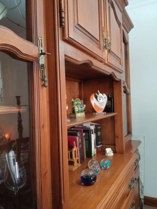 Mueble bar de madera