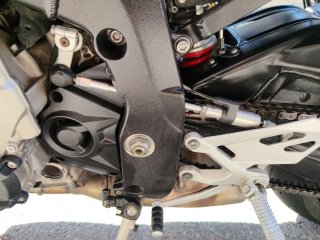 BMW S1000R Naked Negra y Plateada