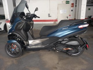 Piaggio MP3 HPE 530 Exclusive Azul