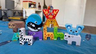 Bloques apilables animales como nuevos
