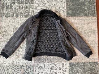Cazadora Zara gris hombre