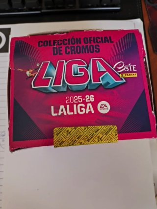 Caja de sobres LaLiga 2025-26 Panini