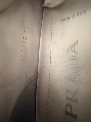 Zapatillas Prada Blancas y Azul Marino