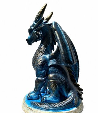 Figura de dragón azul y dorado