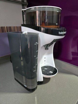 Baby Brezza Calentador de Agua Roto