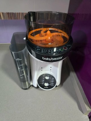 Baby Brezza Calentador de Agua Roto