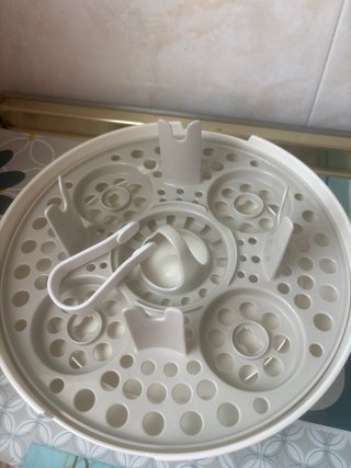 Esterilizador Tommee Tippee