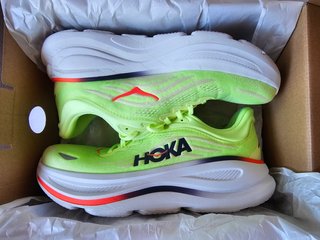 ZAPATILLAS DE RUNNING HOKA BONDI 9