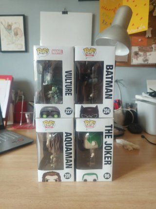 Lote 4 Funkos: Vulture, Batman, Aquaman, Joker