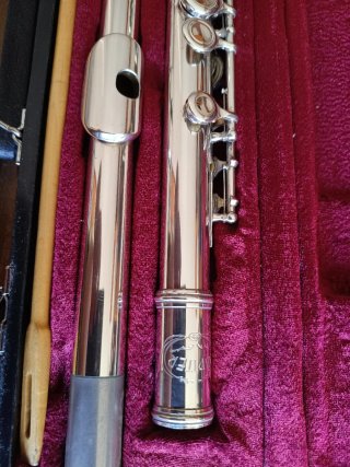 Flauta Júpiter JFL 507RE con estuche