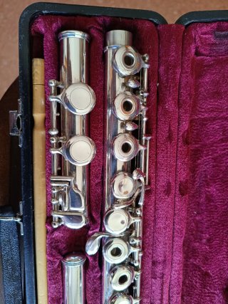 Flauta Júpiter JFL 507RE con estuche