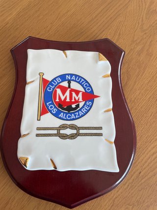 Placa madera y porcelana Club Náutico