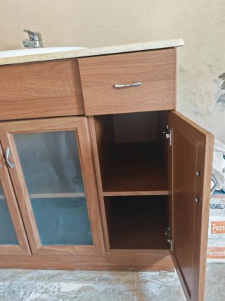 Mueble de baño madera y cristal