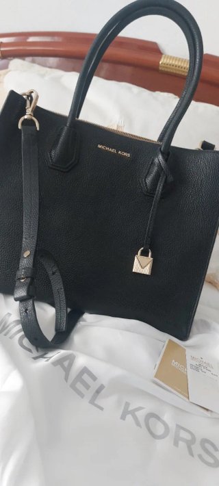 BOLSO MICHAEL KORS MERCER NEGRO