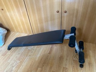 Banco Abdominales Plegable Domyos