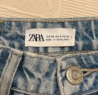 Pantalón vaquero Zara rotos Talla 36