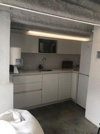 Local comercial en alquiler en La Roqueta en Valencia
