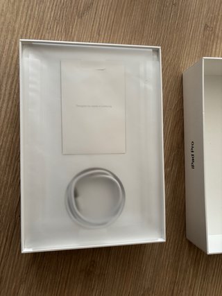 iPad Pro 10.5” 64 GB (para piezas) + caja