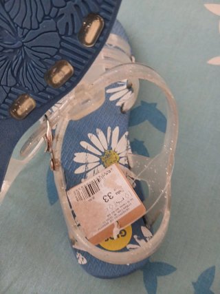 Chanclas Gioseppo Talla 33 Flores