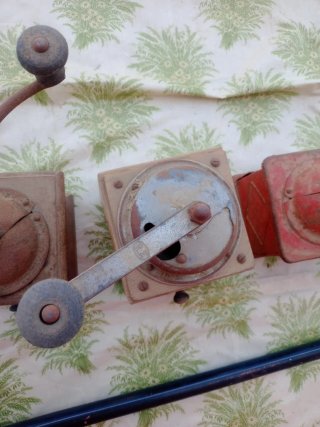 Lote de molinillos antiguo
