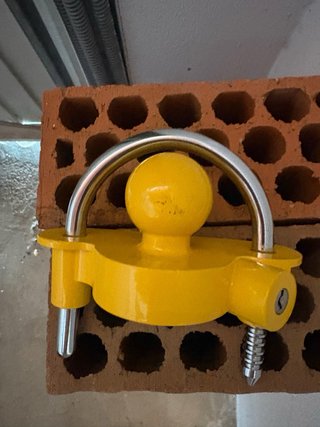 Antirrobo Norauto para enganche de remolque