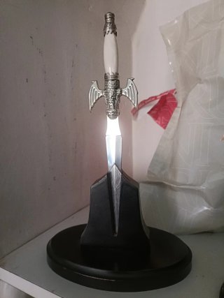 Lote de espadas decorativas