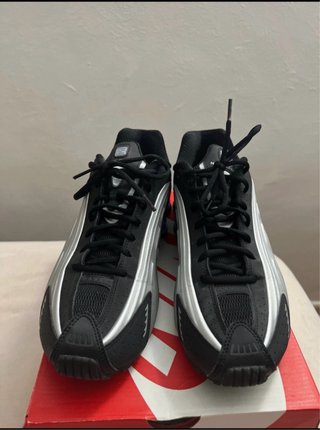 Nike Shox R4 Negro Blanco