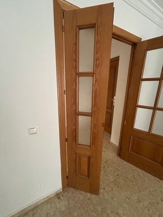 Puertas macizas en buen estado