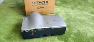 Proyector Hitachi PJ-TX100 hasta 300''