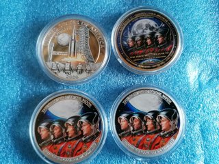 Monedas Apollo y Artemis