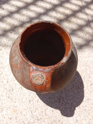 Jarra de barro antigua