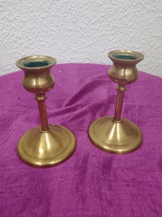 Juego de 2 candelabros dorados