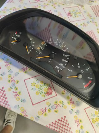 Cuadro Mercedes W210
