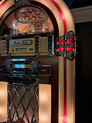 Jukebox Retro Estilo Años 70 con mando