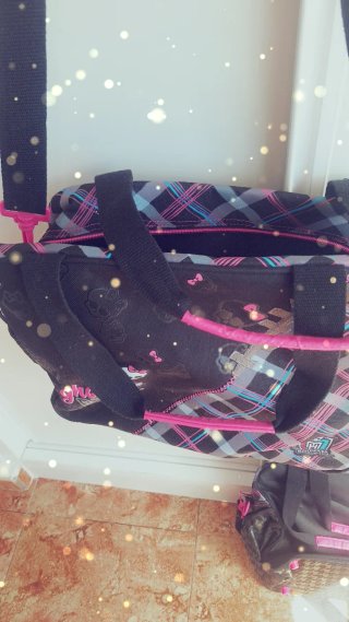 Bonitos bolsos para niña negro y rosa nuevos