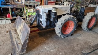 Tractor Pascuali con arrastrador