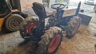 Tractor Pascuali con arrastrador