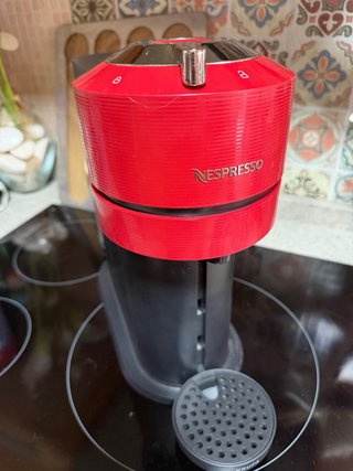 Cafetera Nespresso Vertuo Roja