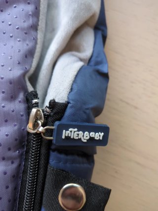 Saco térmico Interbaby azul para el cochecito.