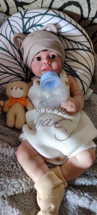 Reborn Niño silicona tipo plátino pelo injertado