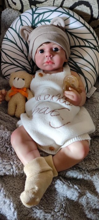 Reborn Niño silicona tipo plátino pelo injertado