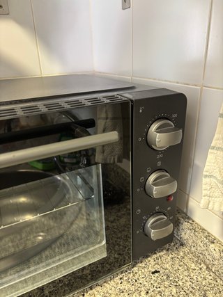 Horno Eléctrico Koenic 28L