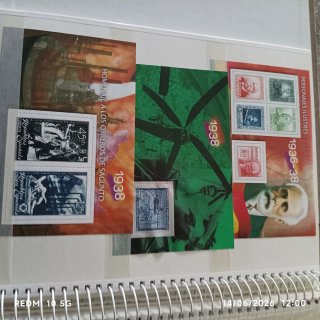 Álbum de sellos República 70 hojas