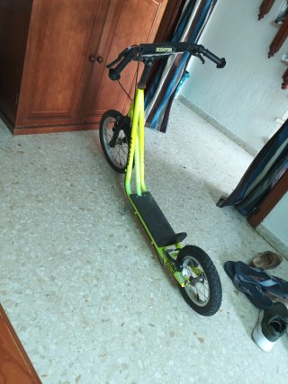 Patinete ESCOOTER Amarillo