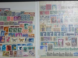 Colección de más de 3.000 sellos mundo. Ver imagen
