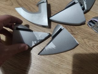 Soportes para estantería metálicos plateados