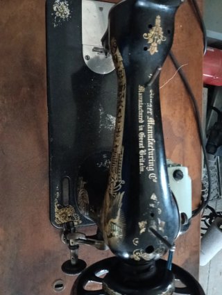 Máquina de coser Singer antigua