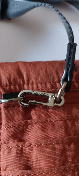 Bolso bandolera naranja para movil
