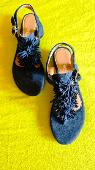 Sandalias azules talla 36