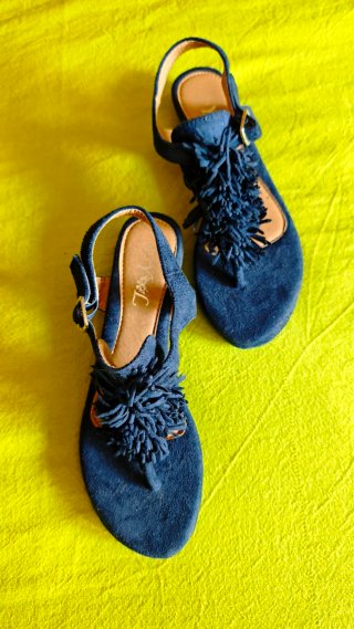 Sandalias azules talla 36